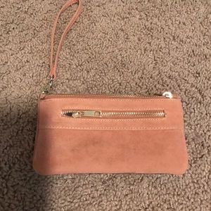 medium size clutch