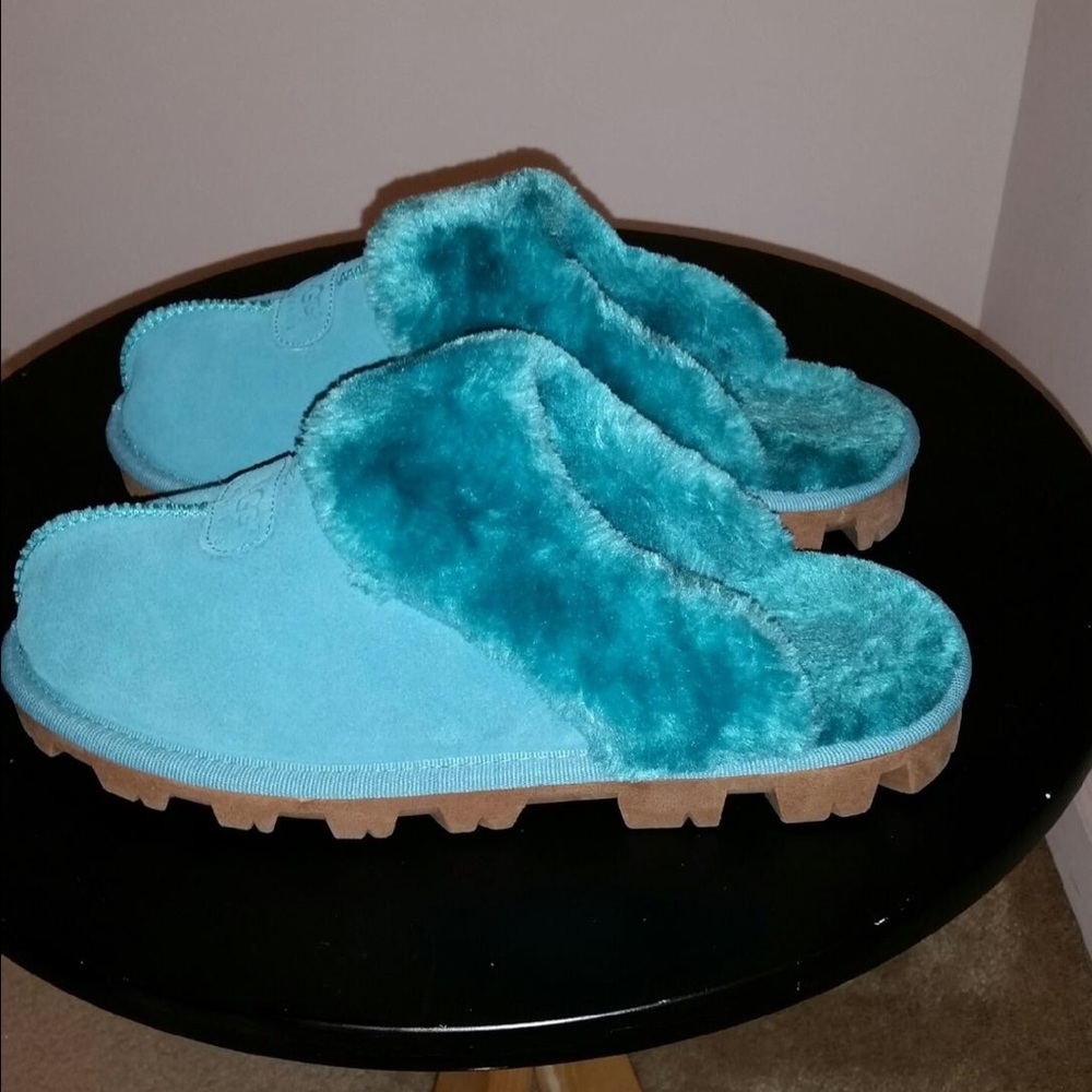 "UGG" Ladies Slide Slippers
