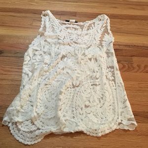 Gorgeous white lace top!