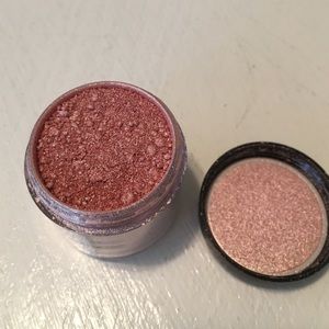 💫discontinued✨ MAC pigment in Shimmertime
