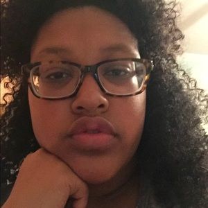 Meet your Posher, Gia