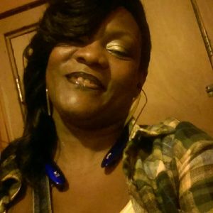 Meet your Posher, Tina