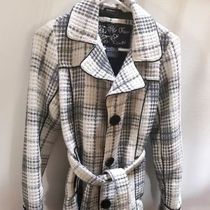 White black coat.  Will add knit scarf. small