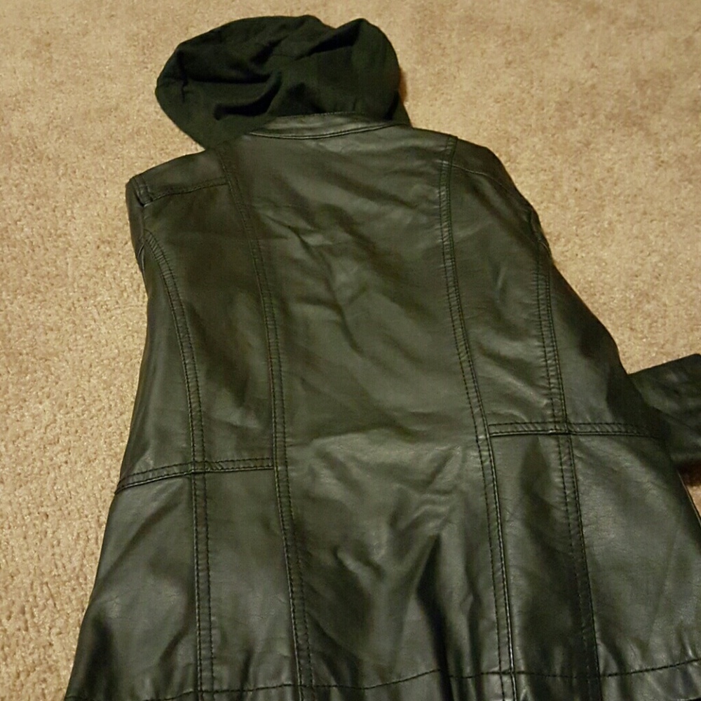Jacket - Picture 3 of 3