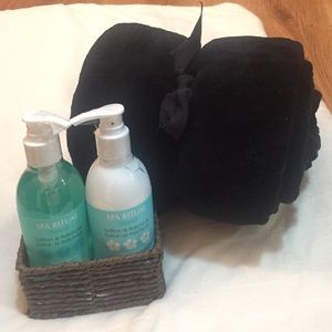 Hand soap, lotion and blanket!
