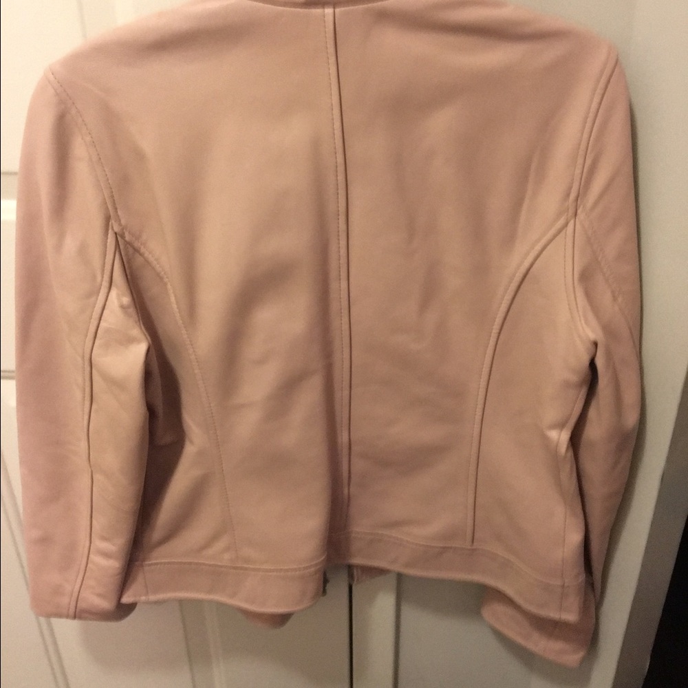 Leather jacket. Perfect condition.