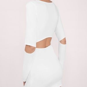 White long sleeve cutout body on NWT! Can't Tobi