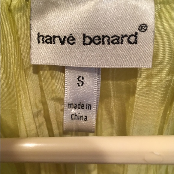 Feeling Fancy!🛍 - Picture 2 of 4