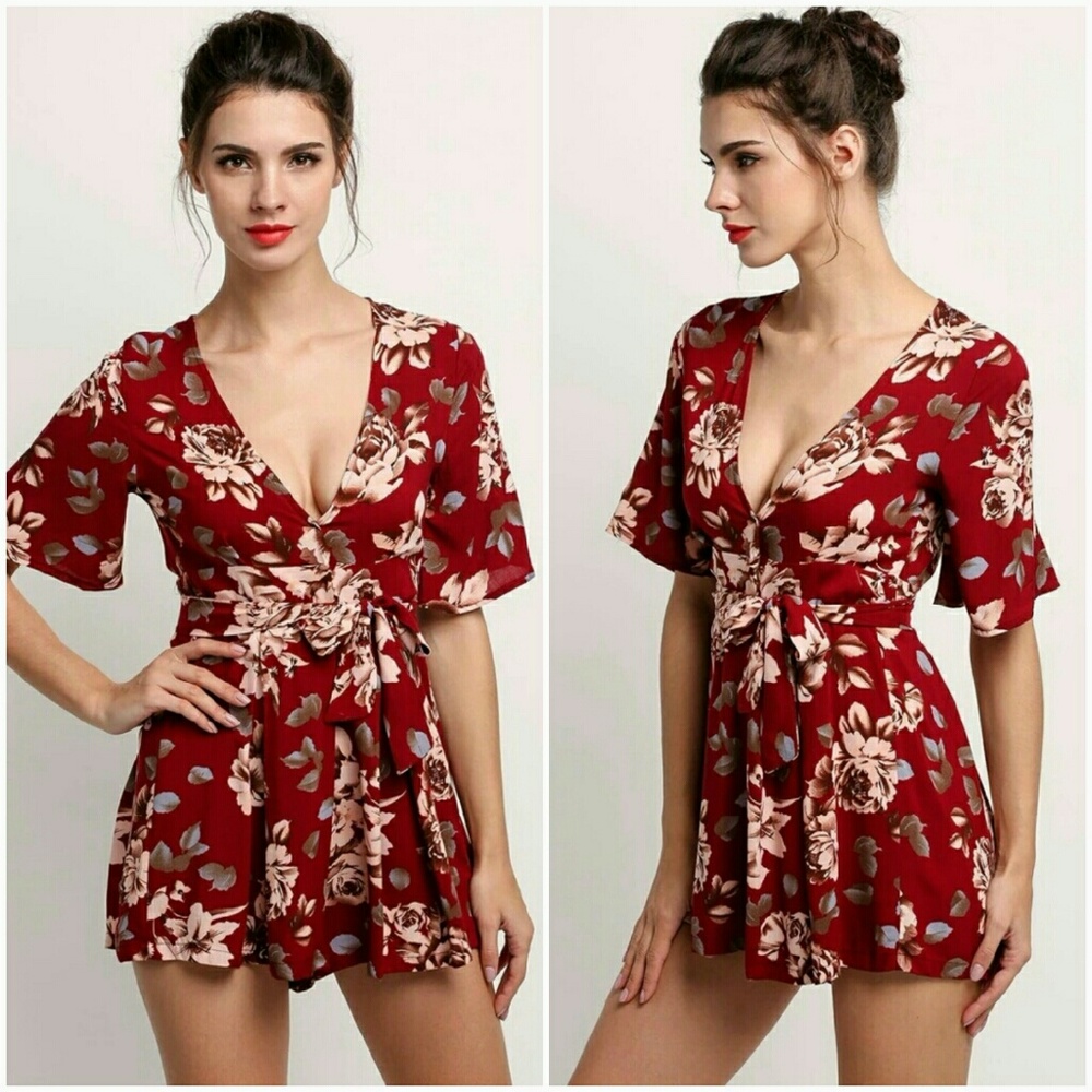 Vneck Floral Print Romper - Picture 2 of 8