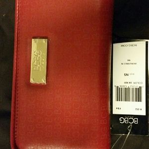 BCBG wallet
