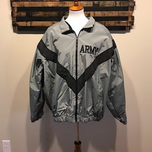 Men's large Army PT coat.