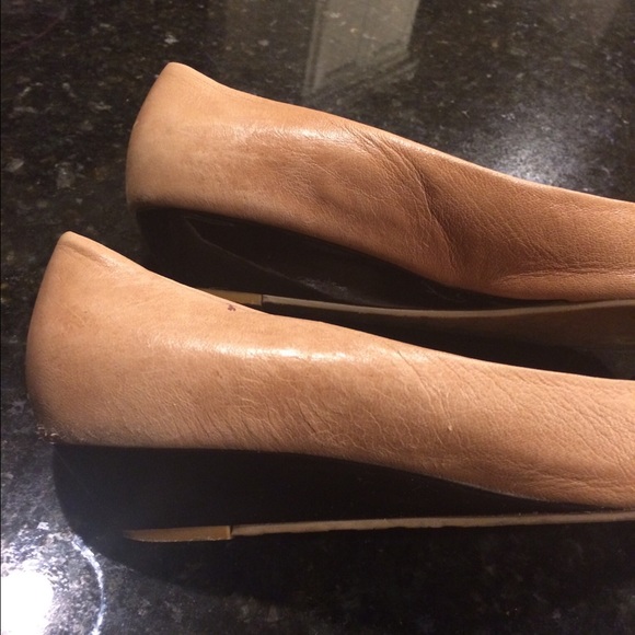BCBG max azria peep toe wedges - Picture 2 of 3