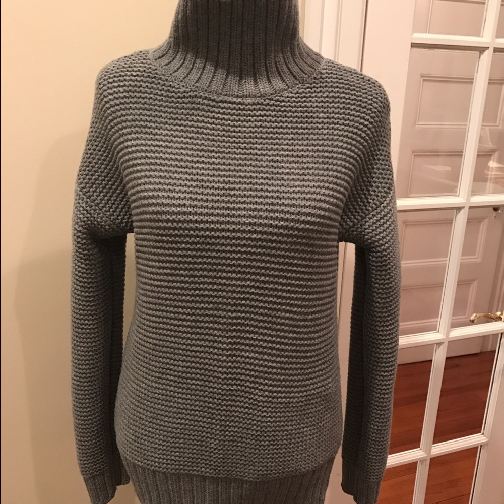 LuLu Lemon Karma Kurmasana wool sweater