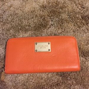 Orange Micheal Kors Wallet
