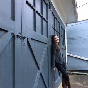 Meet your Posher, Phoebe