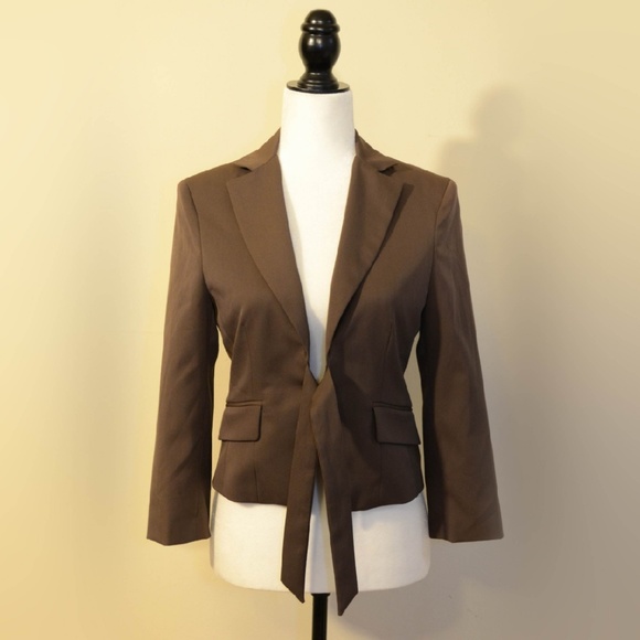 BCBGMaxAzria Jackets & Blazers - BCBGMAXAZRIA Classic Brown Blazer