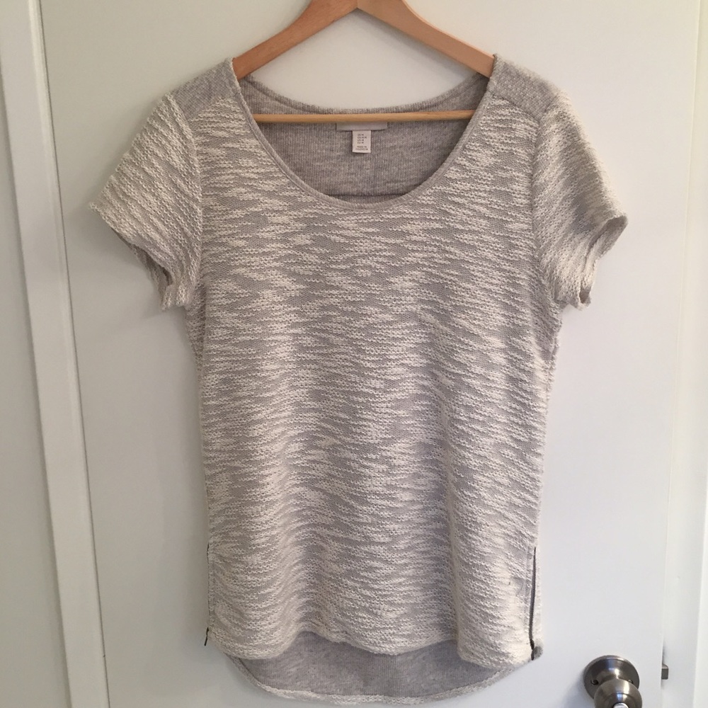 *SOLD* Kenar, women's knit top, size Medium
