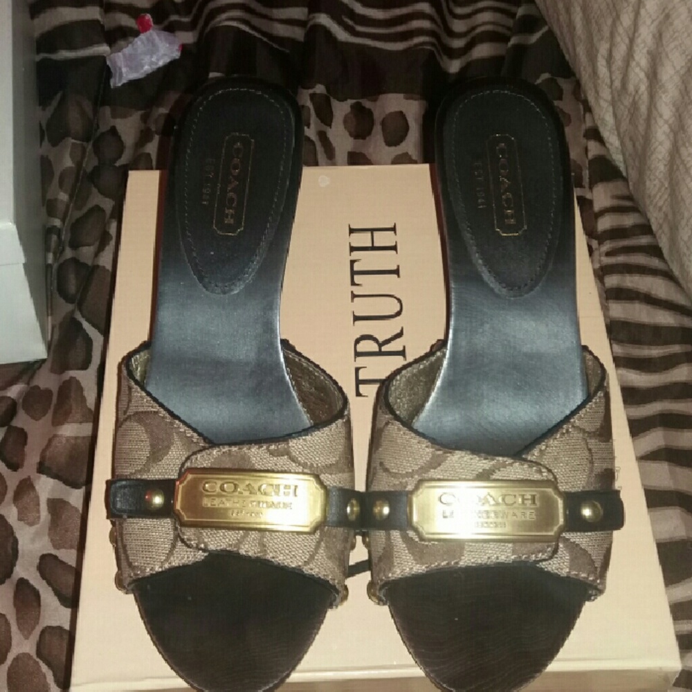 Coach sandals