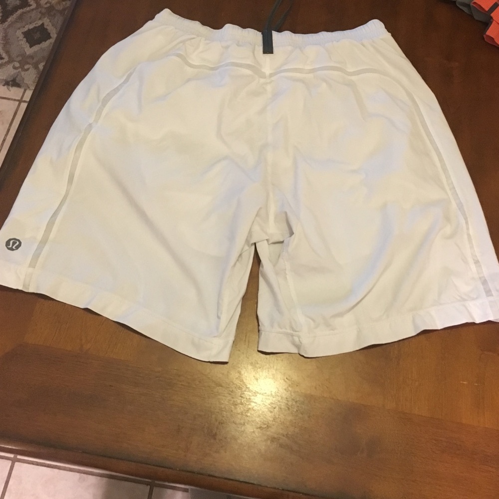 Lululemon pace breaker shorts