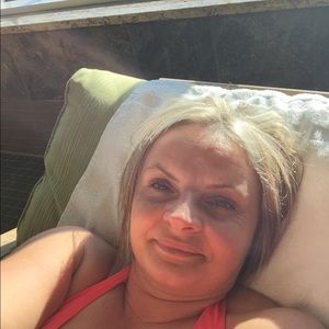 Meet your Posher, Aneta