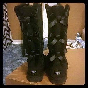 Bow tie ugg boots