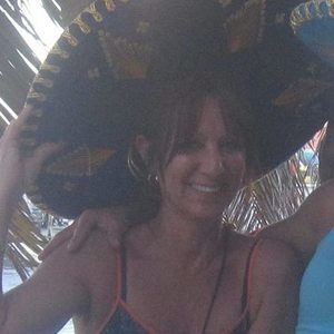 Meet your Posher, Debbie