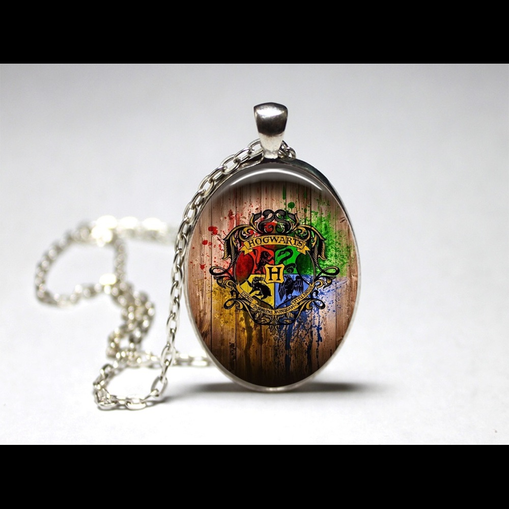 Harry potters collection. Hog warts