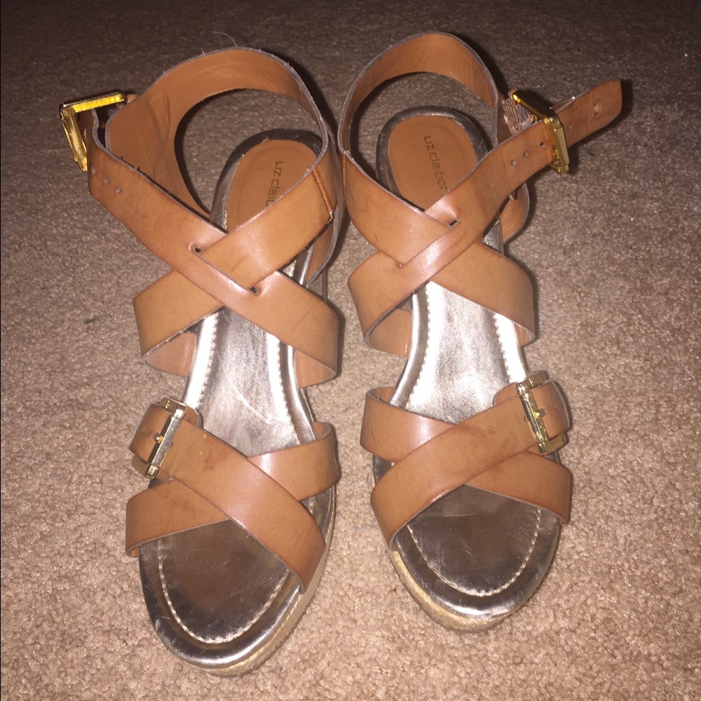 Tan/Brown gold buckled wedges