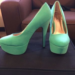 Teal Heels