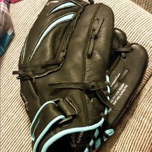softball glove