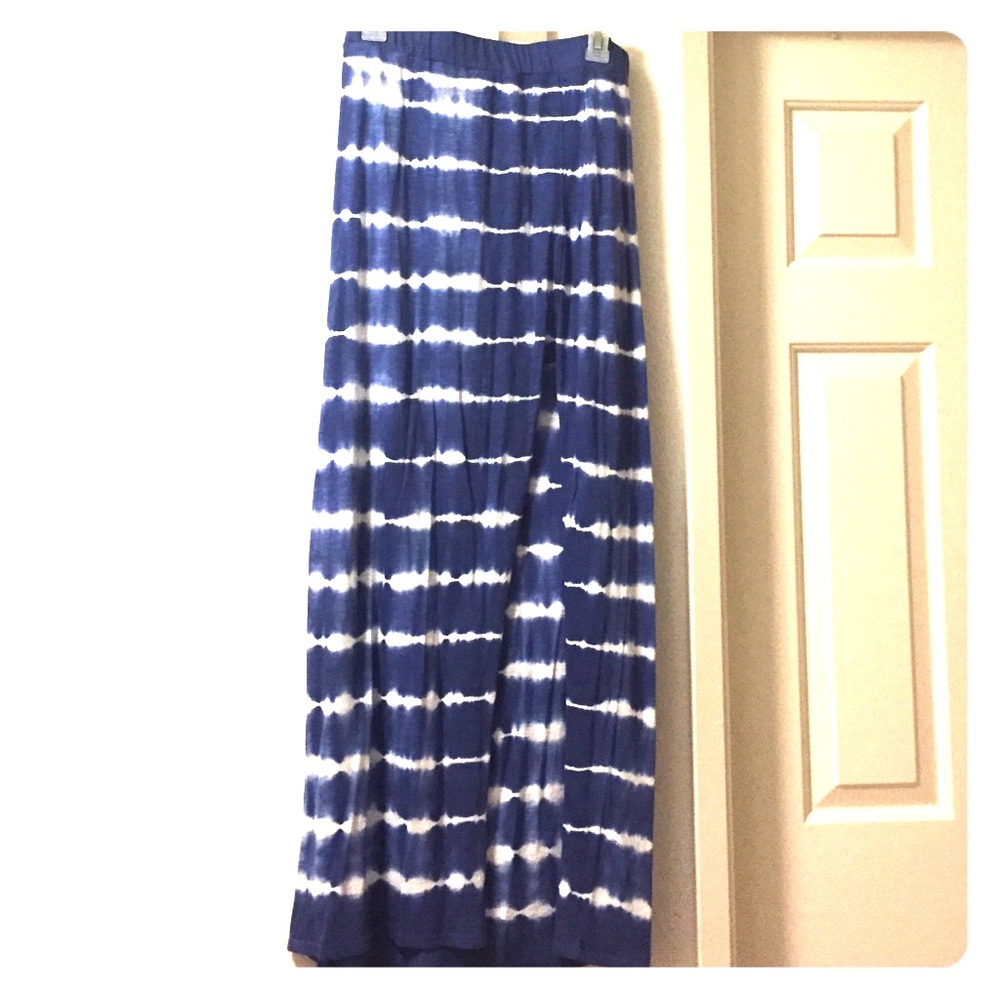 Express Maxi Skirt