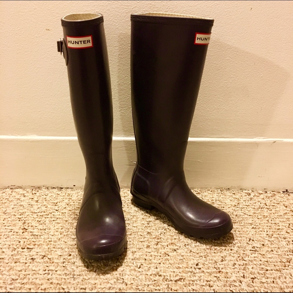 Aubergine tall Hunter boots