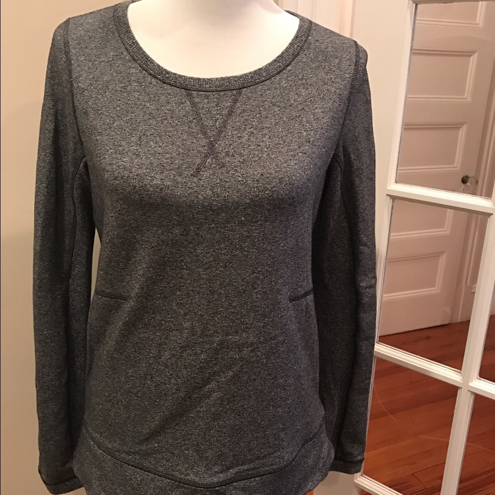 Lulu Lemon top