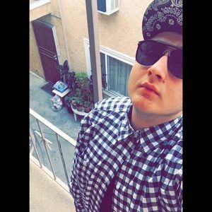 Meet your Posher, Sarkis