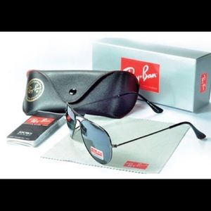 NWT Ray Ban Classic Sunglasses