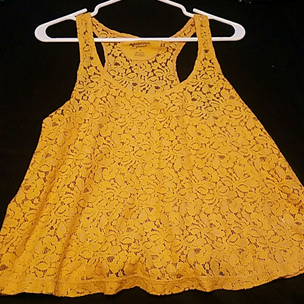 Arizona top