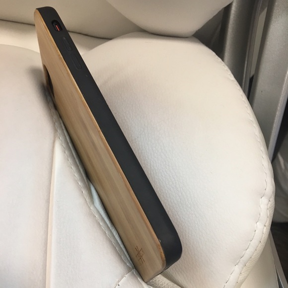 Bamboo Wood iPhone Case🌴++2 Screen Protectors - Picture 2 of 3