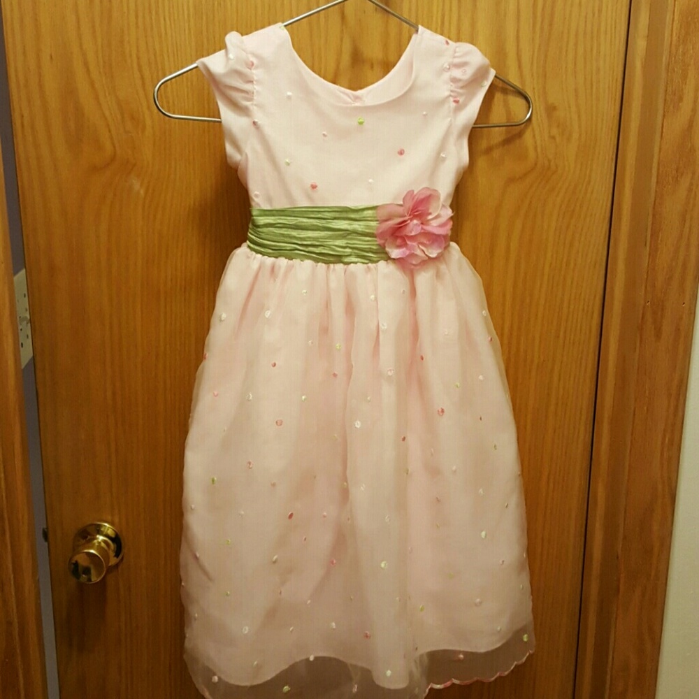 Girls dress