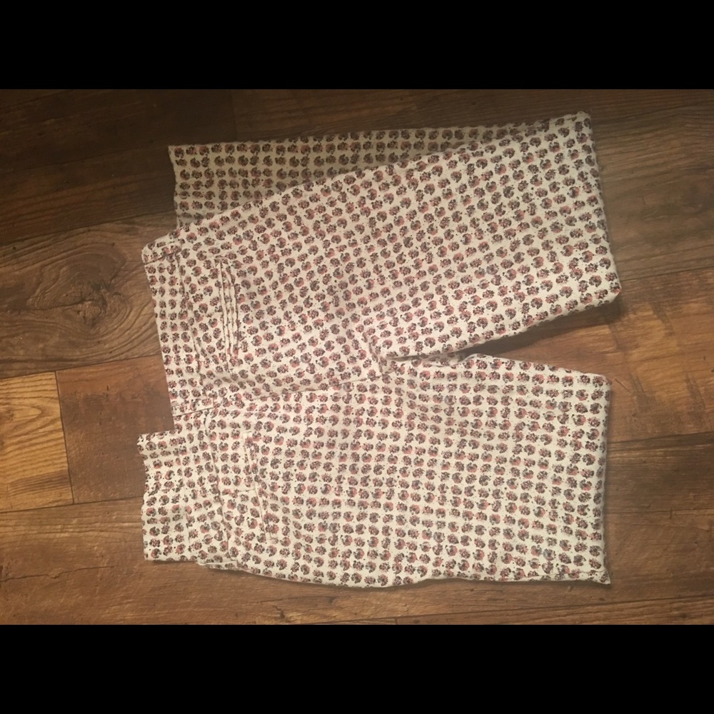 Cropped pants