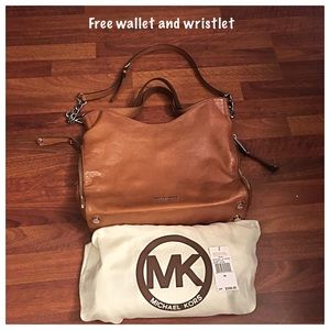 Mint💋Michael Kors Devon Tote 3 pack bundle