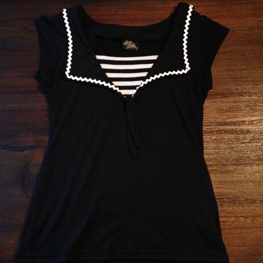 Rock Steady top