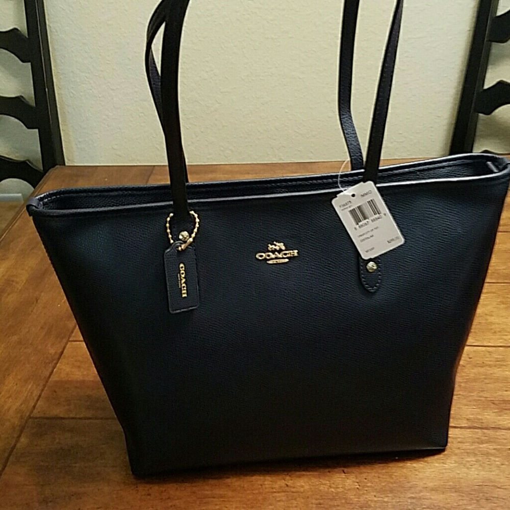 Coach City Zip Tote in Crossgrain Leather Midnight