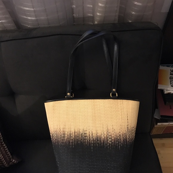 Handbag - Picture 3 of 4