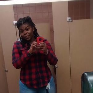 Meet your Posher, Nichelle