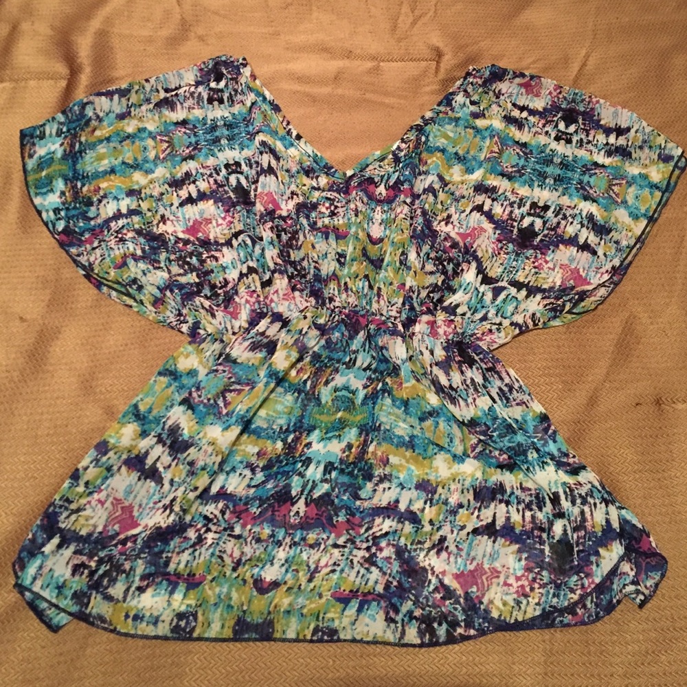 Cute sheer abstract printed top