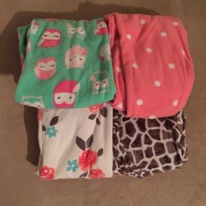 Bundle of one piece foot pjs