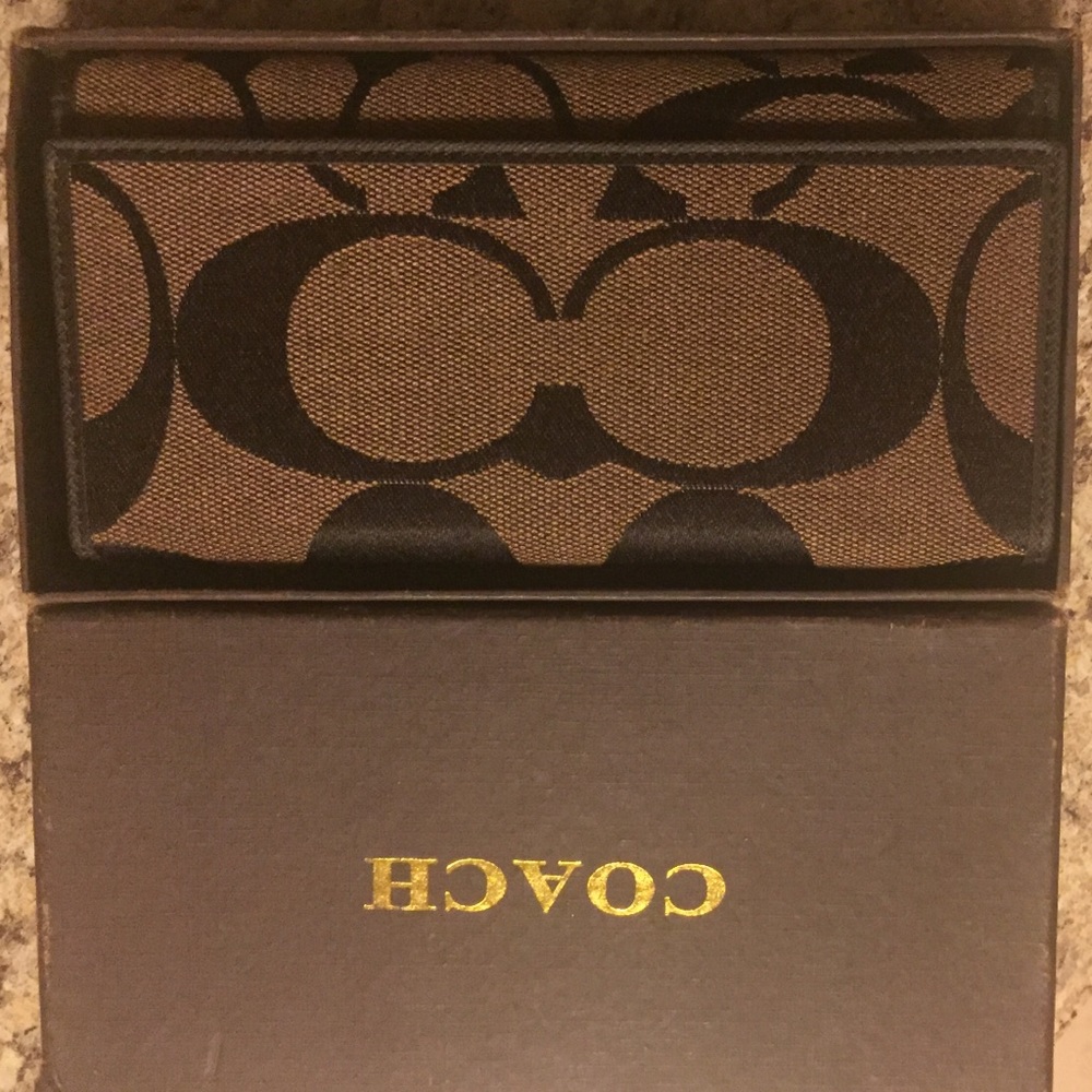 New Authentic Coach Leather Wallet Brown - Picture 1 of 3