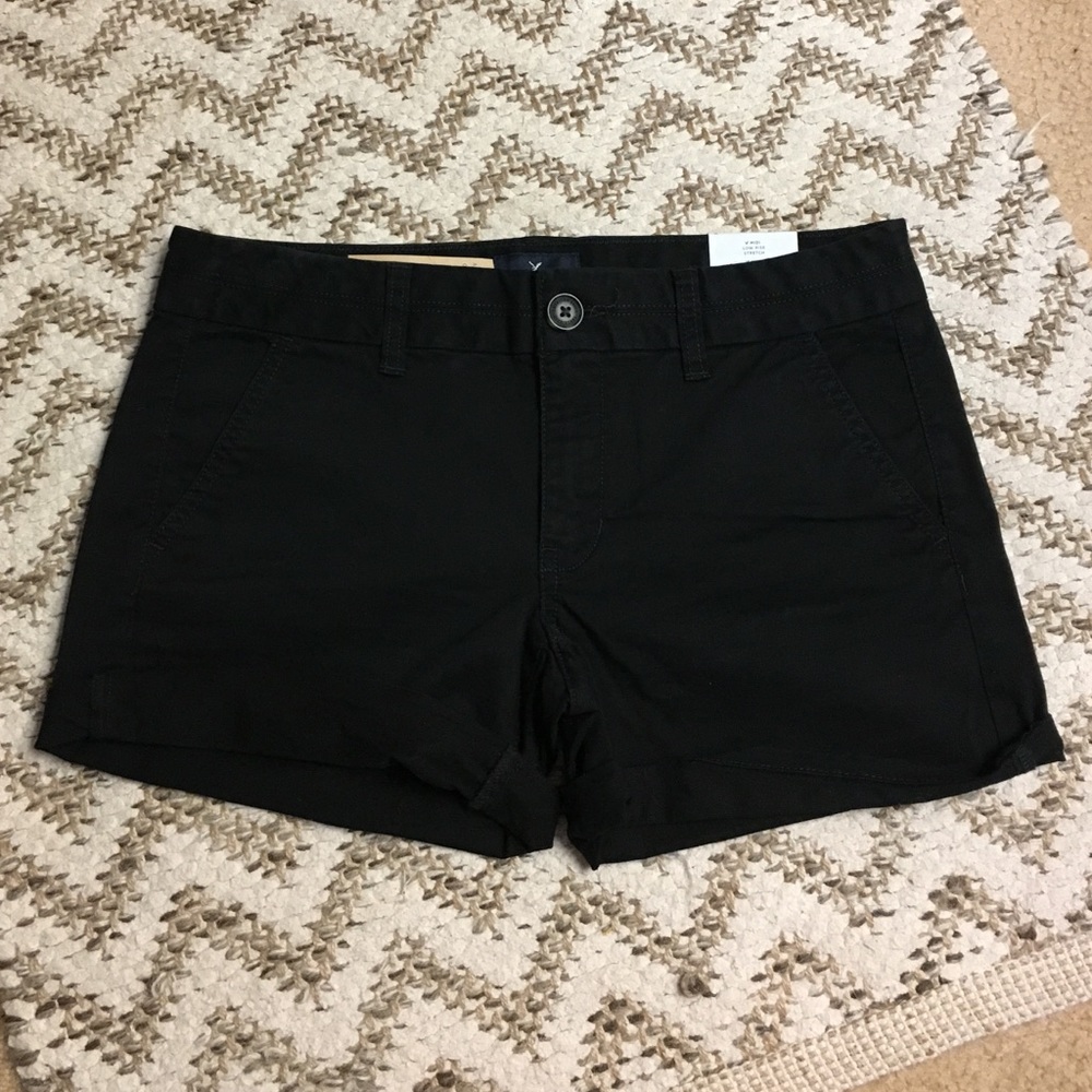 AMERICAN EAGLE OUTFITTERS Midi Shorts