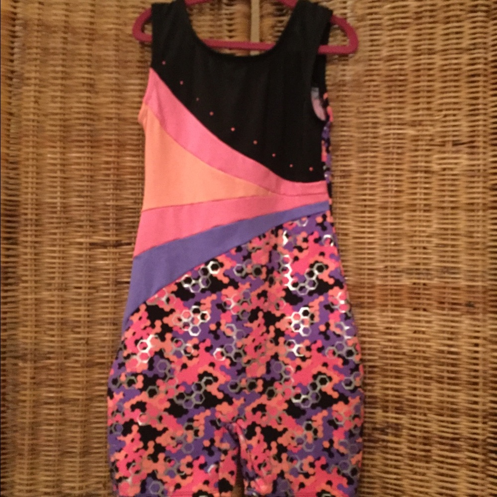 I am selling a cute leotard.