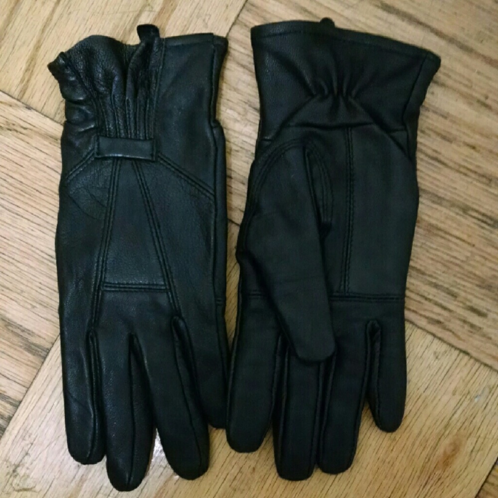 Black leather gloves